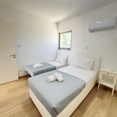 Wealthystays Niceday Hill Вілла Протарас